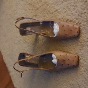 Nine west 6.5 tan ostrich look